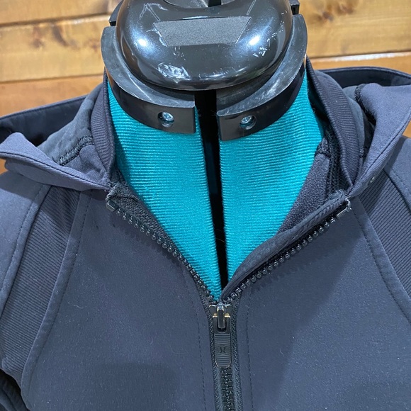 Lululemon Black Get Ready Jacket - Picture 3 of 9